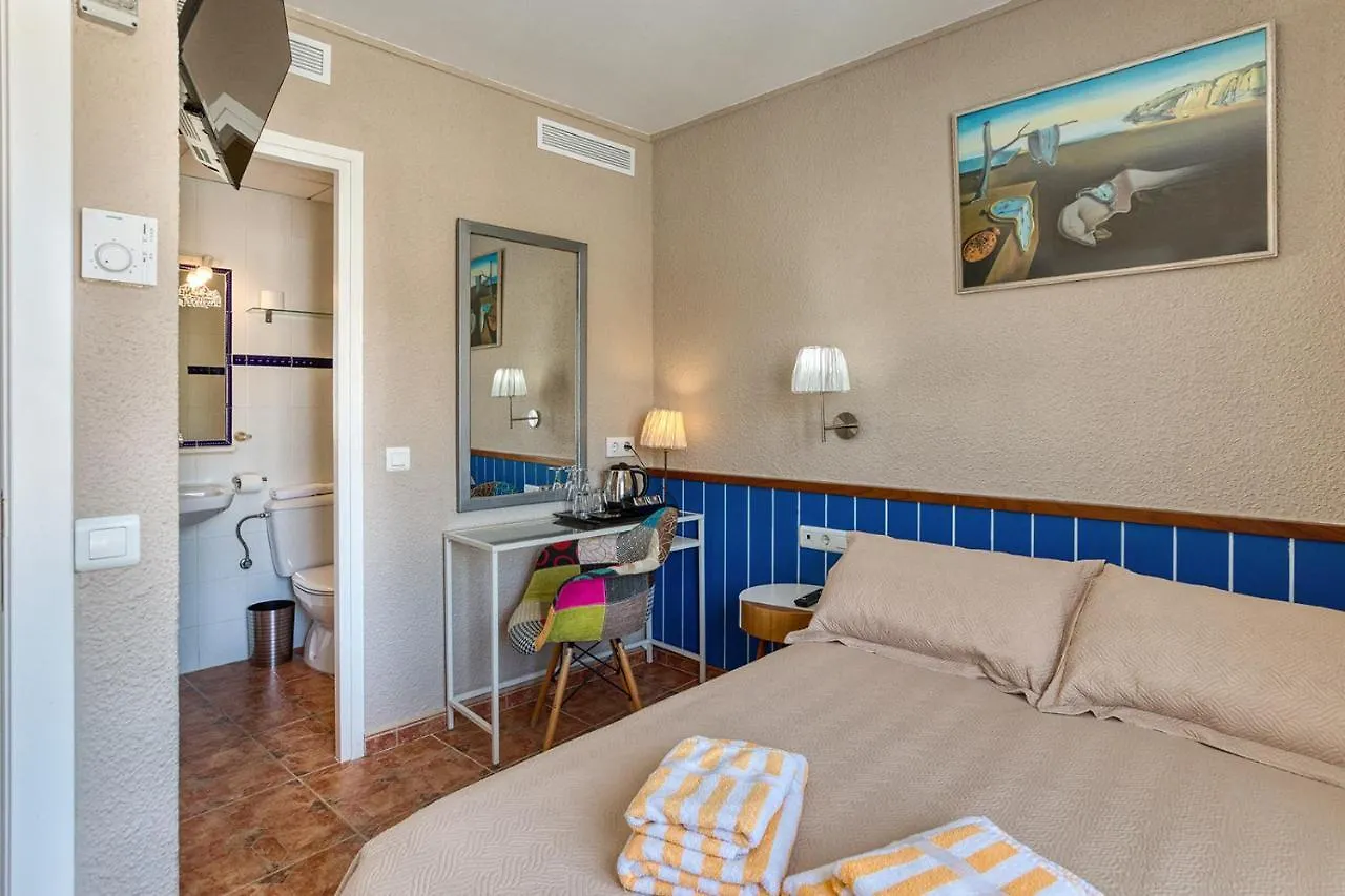 La Fonda Bed and Breakfast Cadaqués Bed & Breakfast
