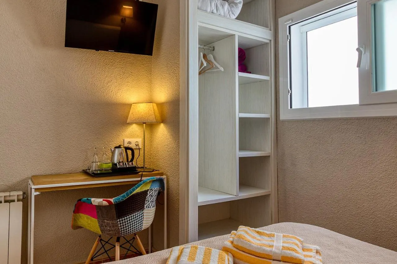 La Fonda Bed and Breakfast Cadaqués 2*,
